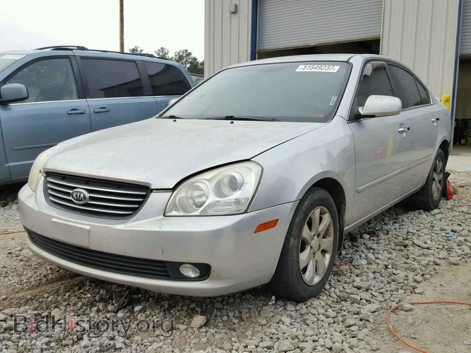 2007 KIA OPTIMA - VIN: KNAGE123775159122 - Фото 2