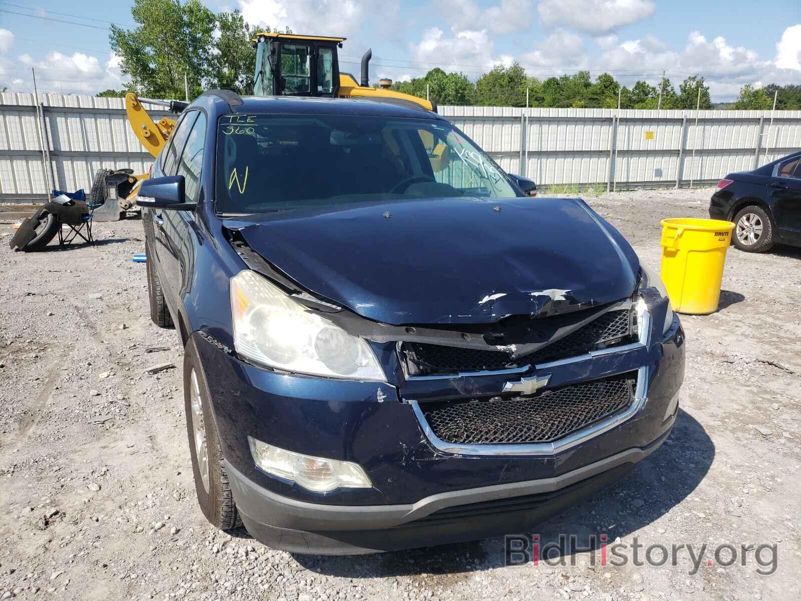 Photo 1GNKRGED8CJ137843 - CHEVROLET TRAVERSE 2012