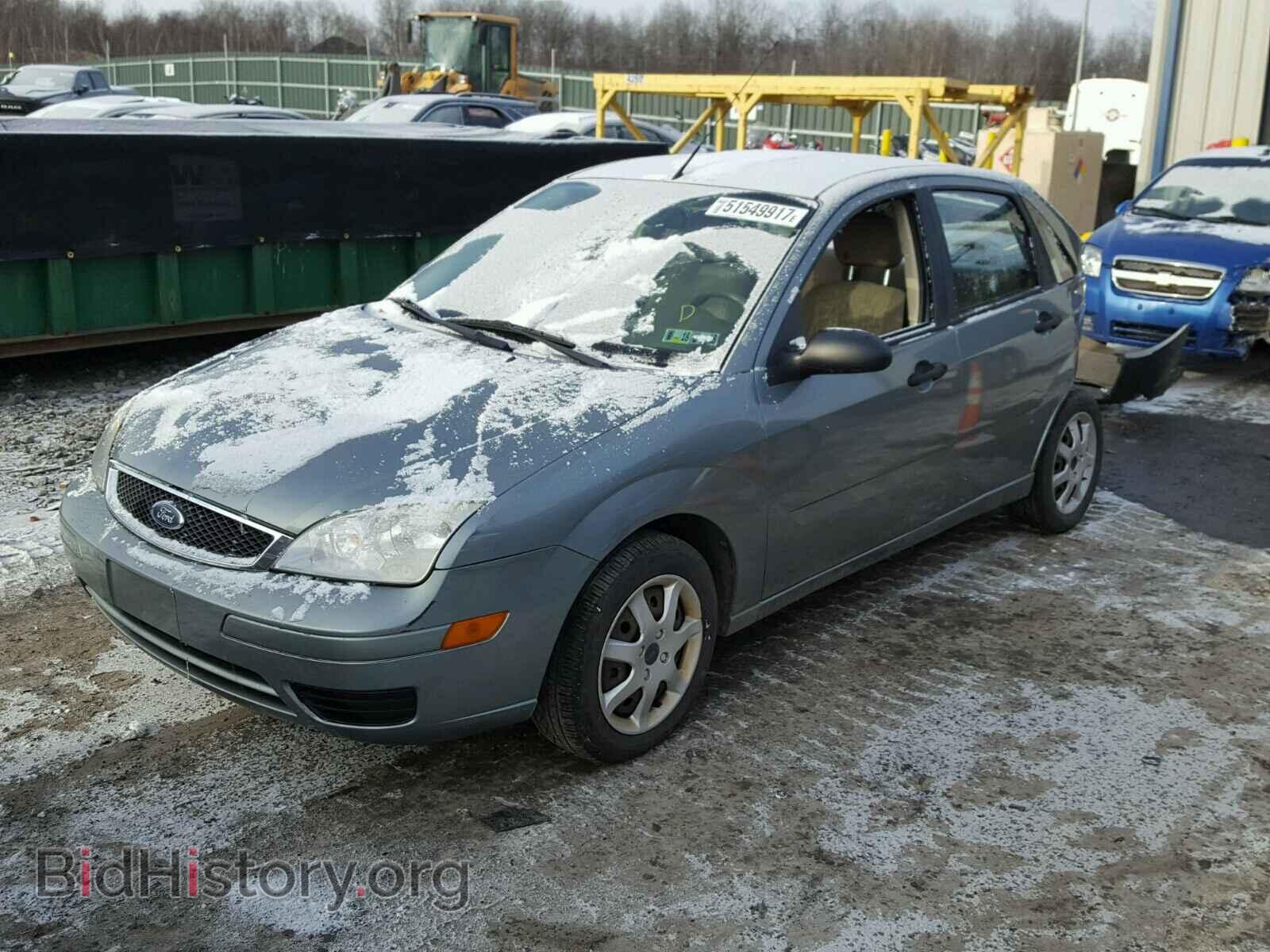 2005 FORD FOCUS - VIN: 1FAFP34N75W313294 - Фото 2