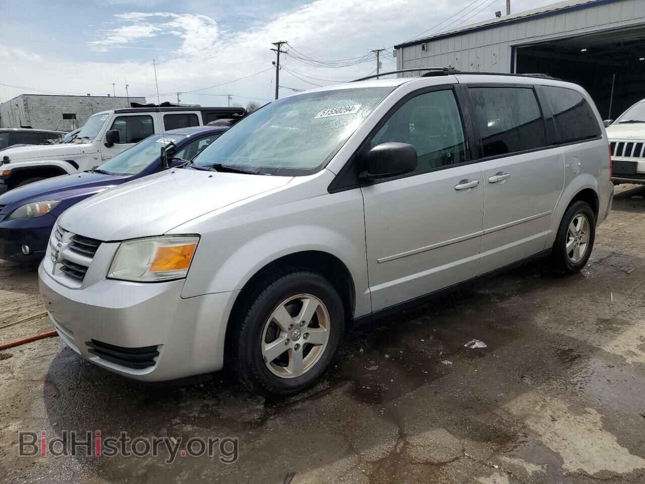 Photo 2D4RN4DE0AR261015 - DODGE CARAVAN 2010