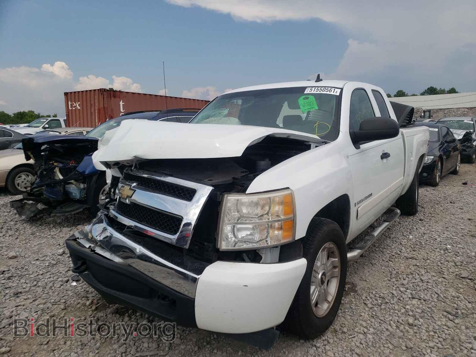 2007 CHEVROLET SILVERADO - VIN: 2GCEC19J571636717 - Photo 2