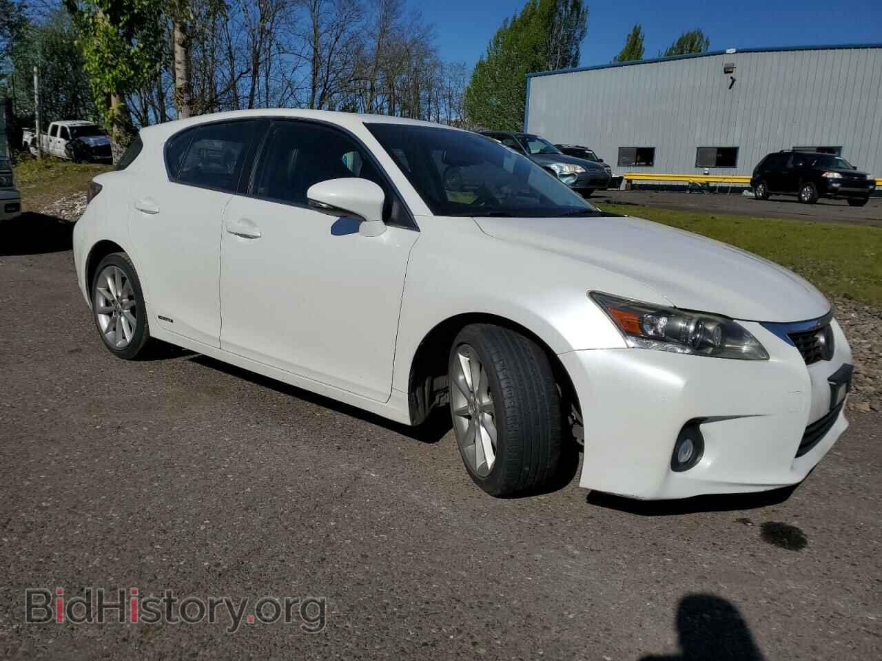 2011 LEXUS CT 200 - VIN: JTHKD5BH3B2008564 - Photo 4