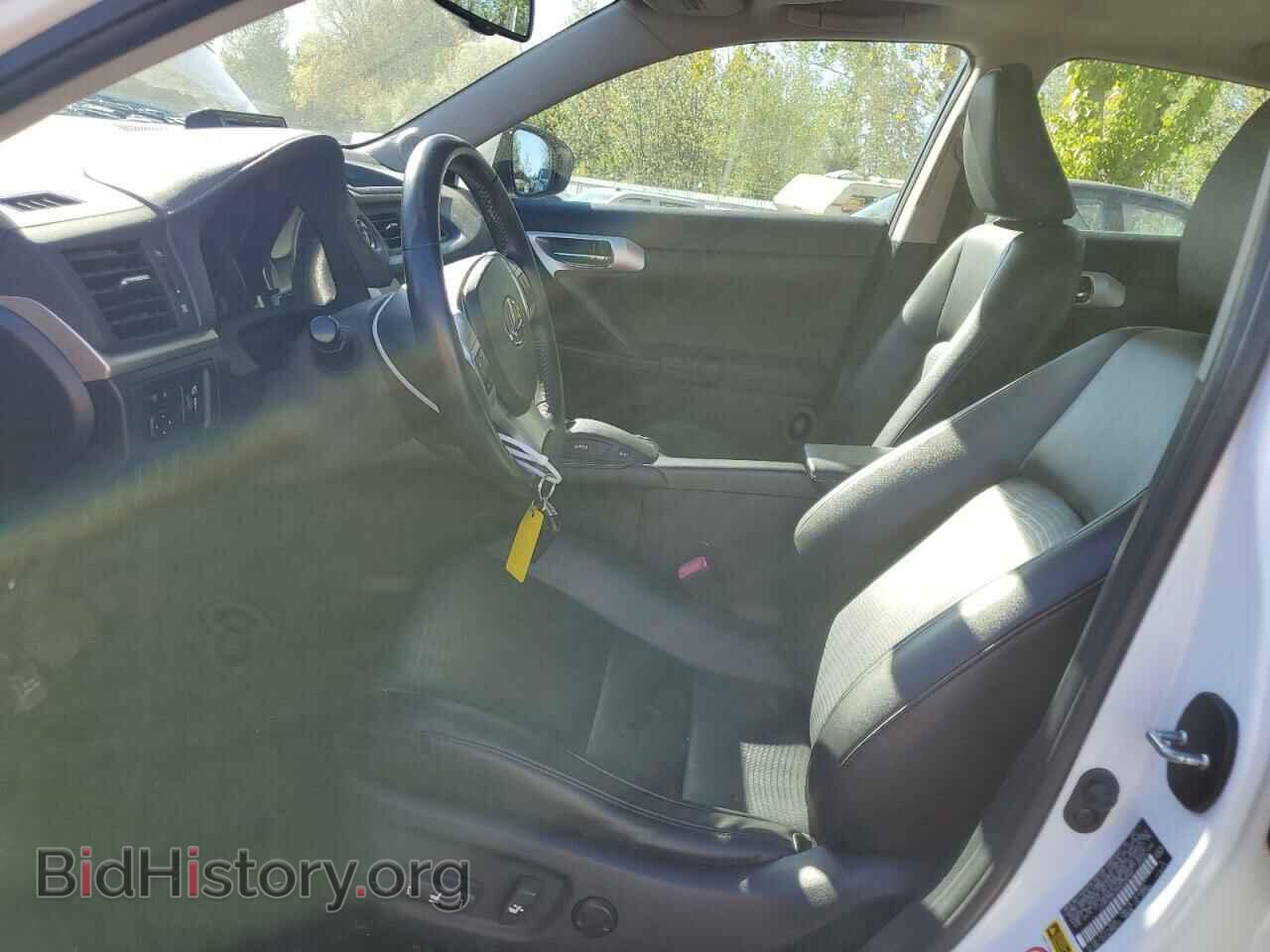2011 LEXUS CT 200 - VIN: JTHKD5BH3B2008564 - Photo 7