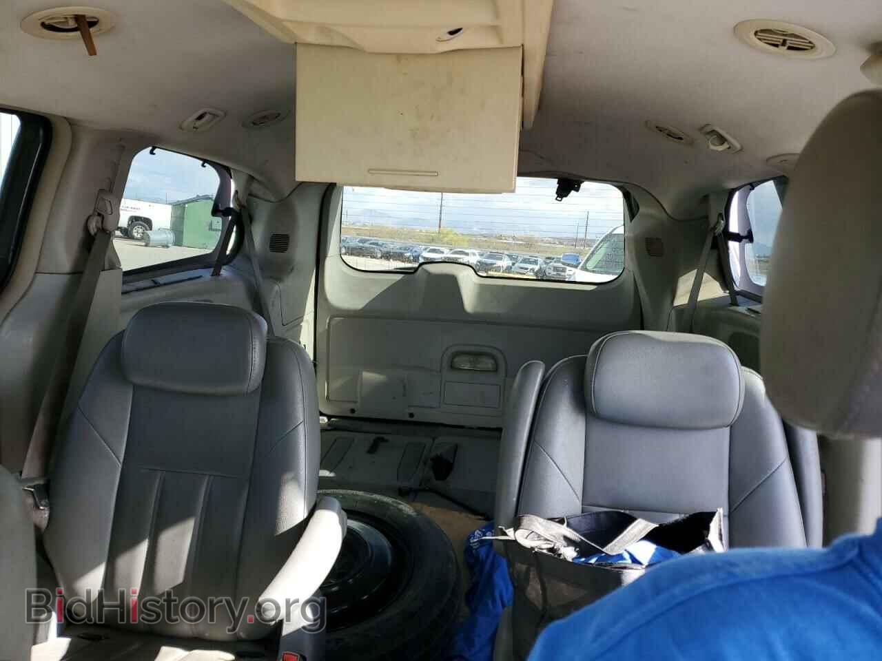 2008 CHRYSLER MINIVAN - VIN: 2A8HR54P18R655808 - Фото 10