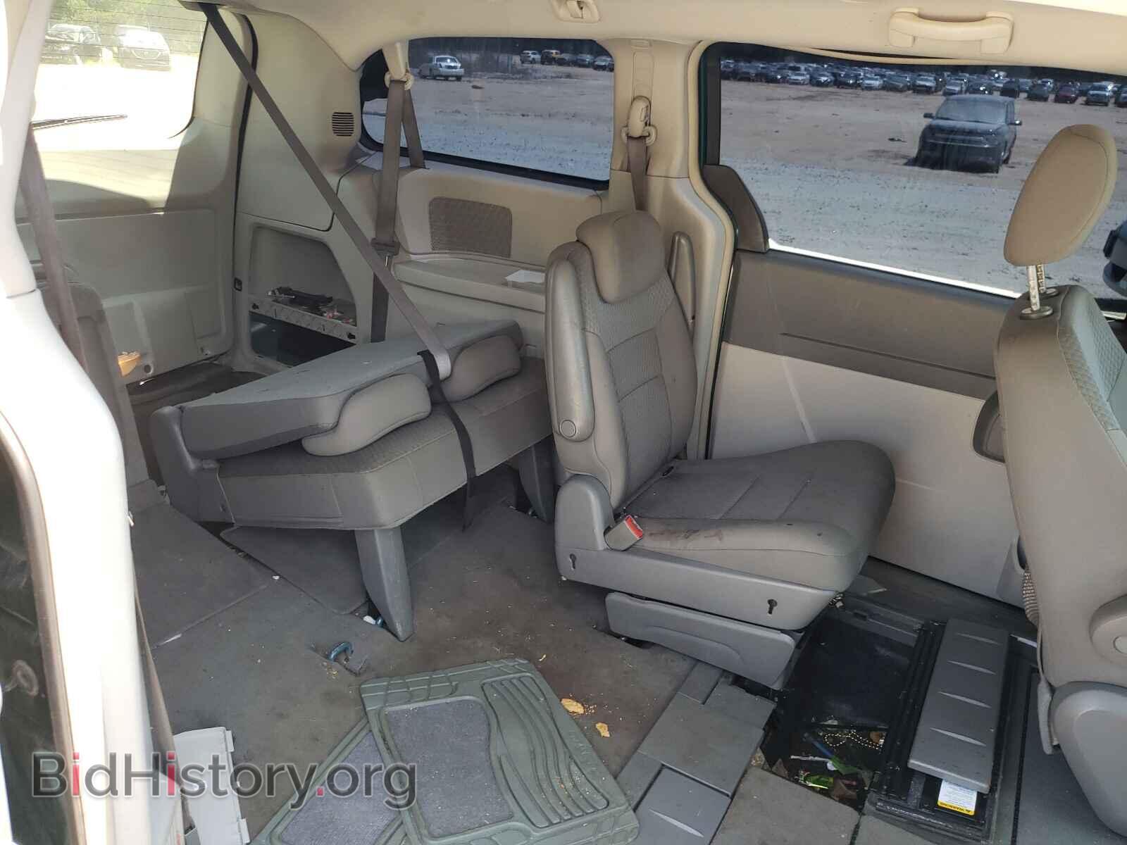2009 CHRYSLER MINIVAN - VIN: 2A8HR44E69R558047 - Фото 6