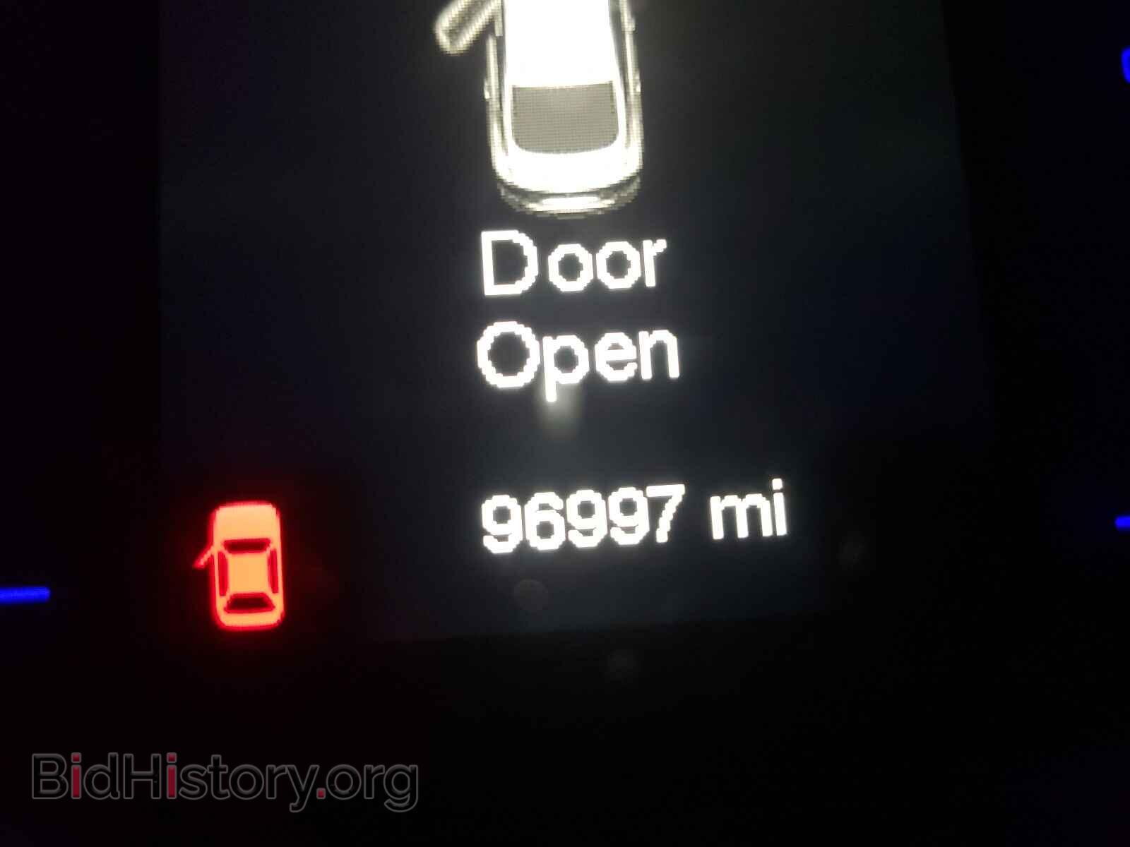 2015 CHRYSLER 200 - VIN: 1C3CCCAB4FN626690 - Фото 8