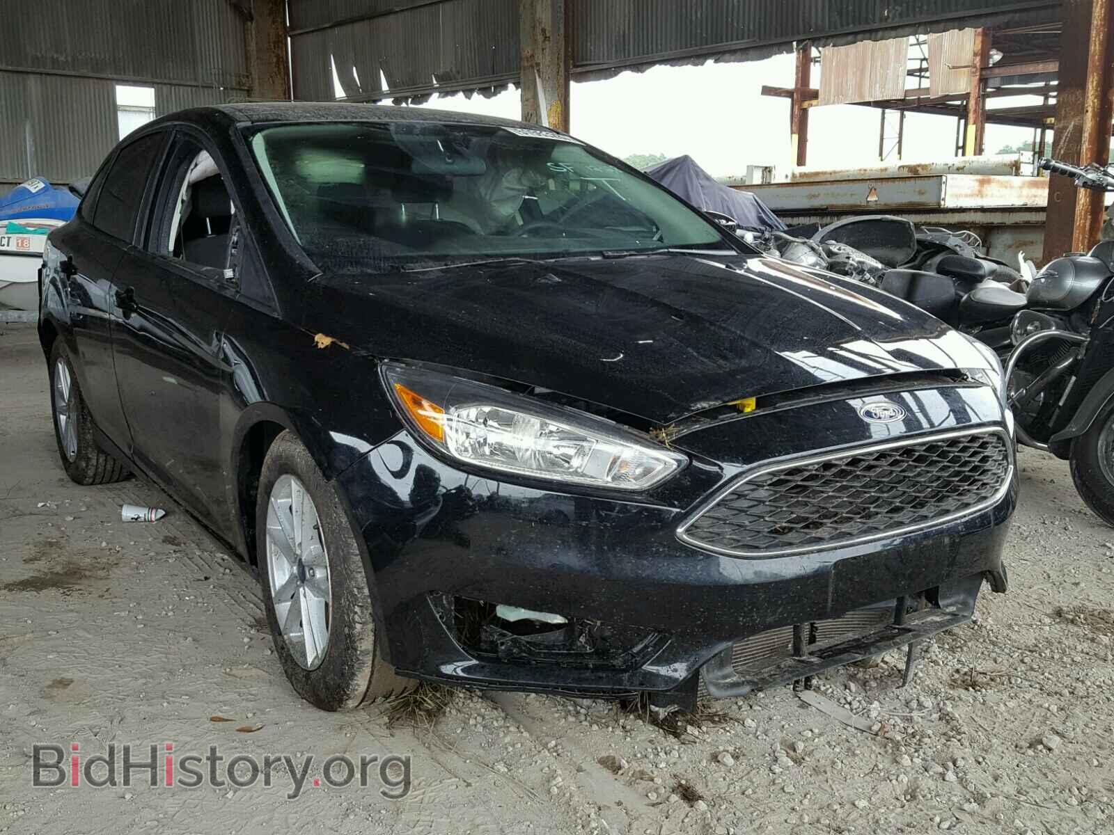 Photo 1FADP3F29HL302135 - FORD FOCUS 2017