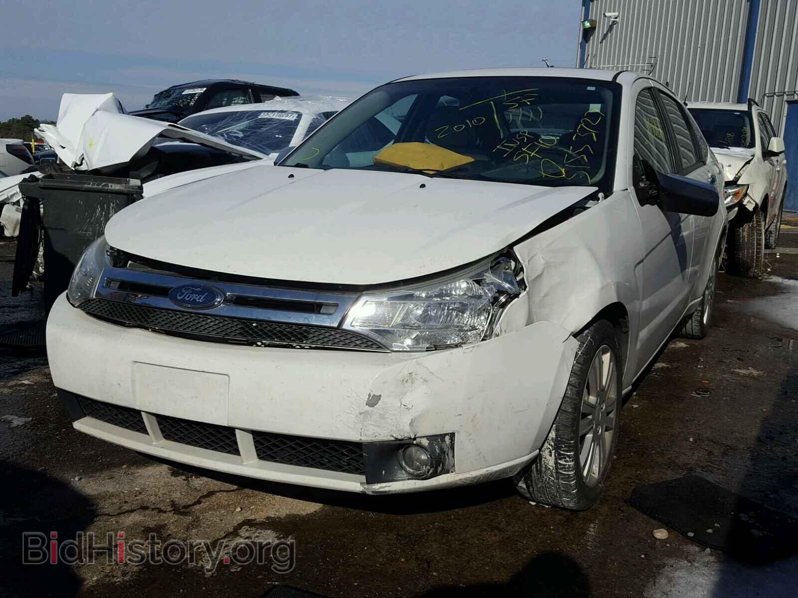2010 FORD FOCUS - VIN: 1FAHP3HN9AW211833 - Фото 2