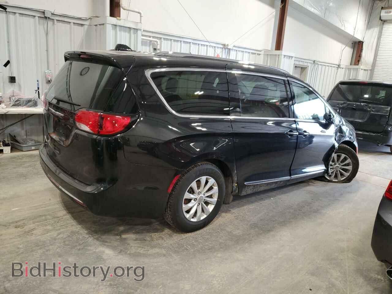 2019 CHRYSLER PACIFICA - VIN: 2C4RC1BG6KR636459 - Фото 3