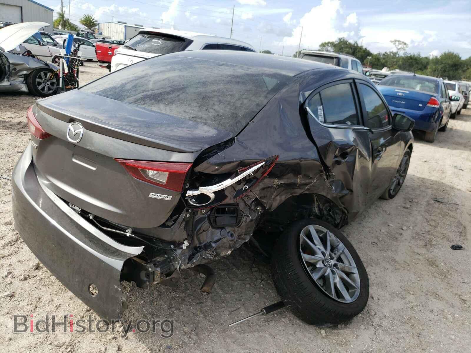 2018 MAZDA 3 - VIN: 3MZBN1V39JM173790 - Фото 4