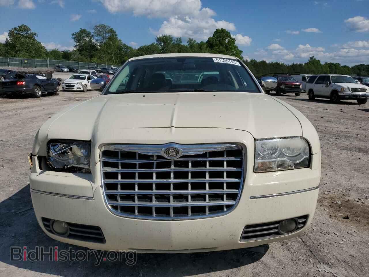 2010 CHRYSLER 300 - VIN: 2C3CA5CVXAH300693 - Фото 5
