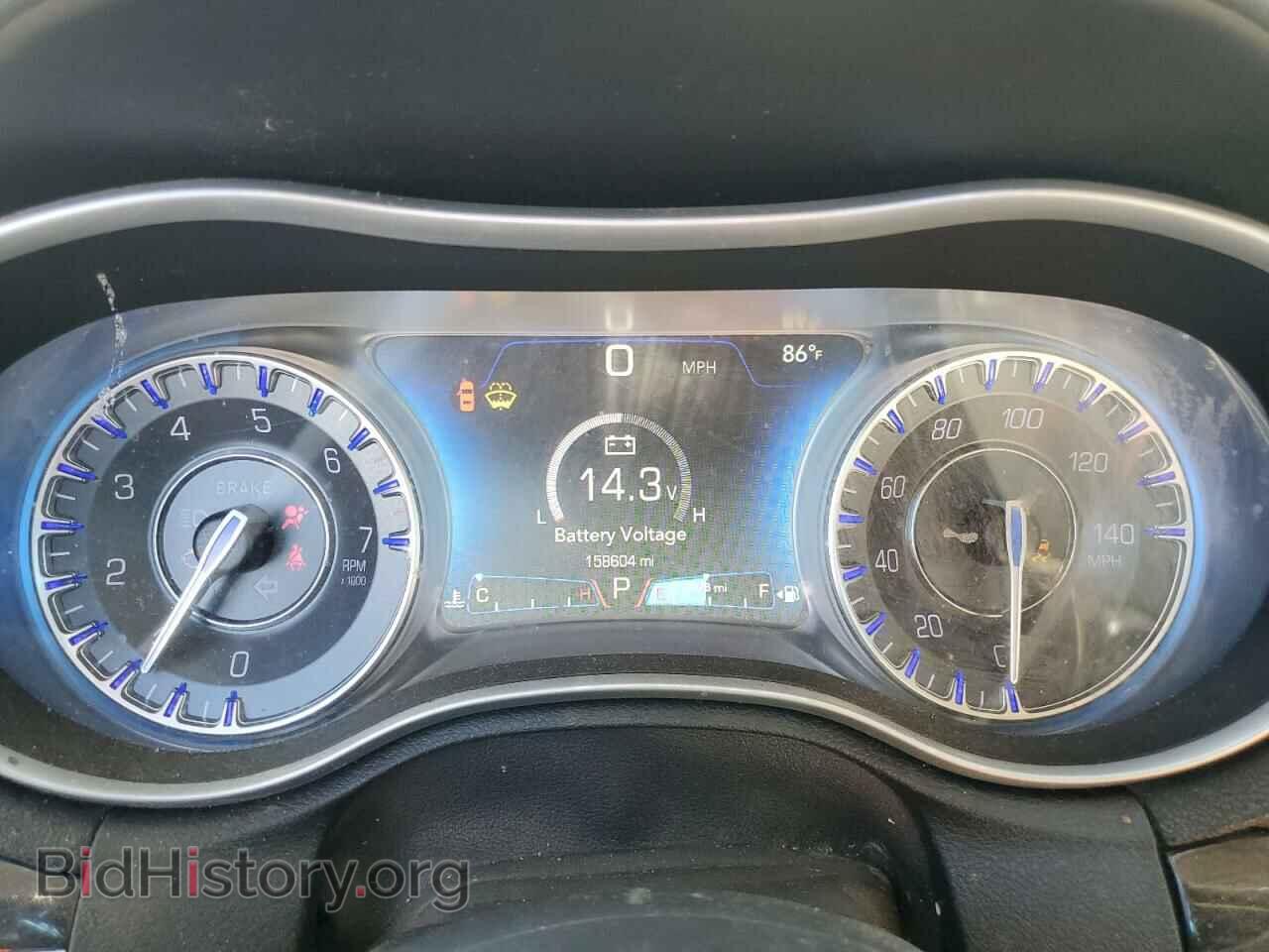 2015 CHRYSLER 300 - VIN: 2C3CCAEG8FH786140 - Фото 9