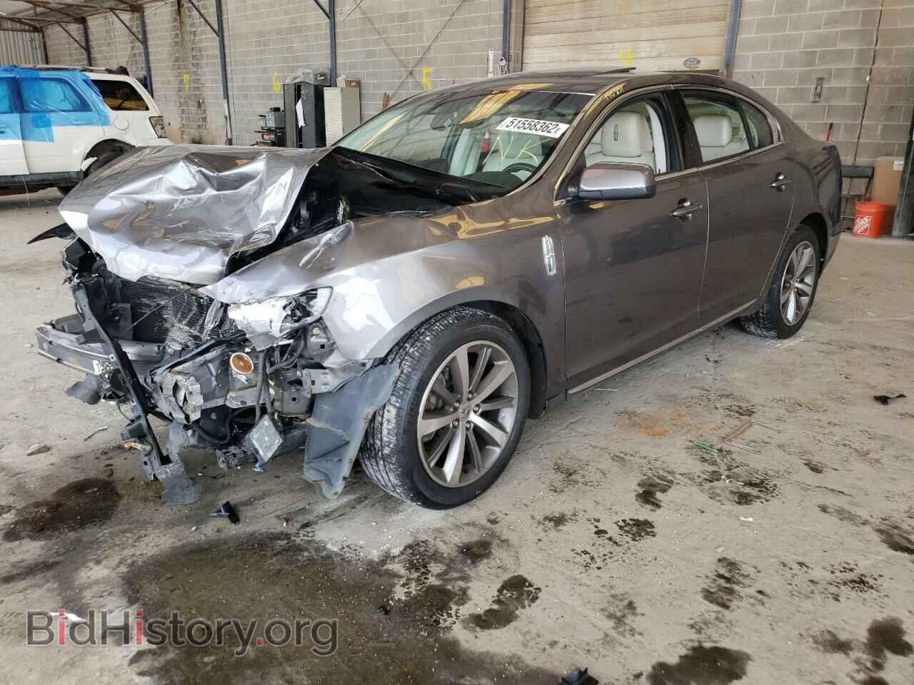 2011 LINCOLN MKS - VIN: 1LNHL9DR0BG604807 - Фото 2