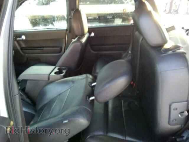 2011 FORD ESCAPE - VIN: 1FMCU9E71BKA18960 - Photo 6