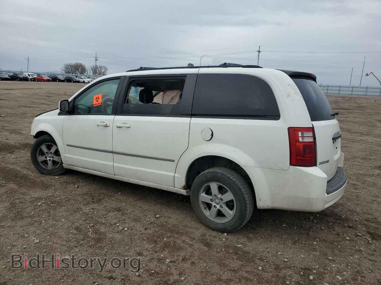 2010 DODGE CARAVAN - VIN: 2D4RN5D12AR445164 - Photo 2