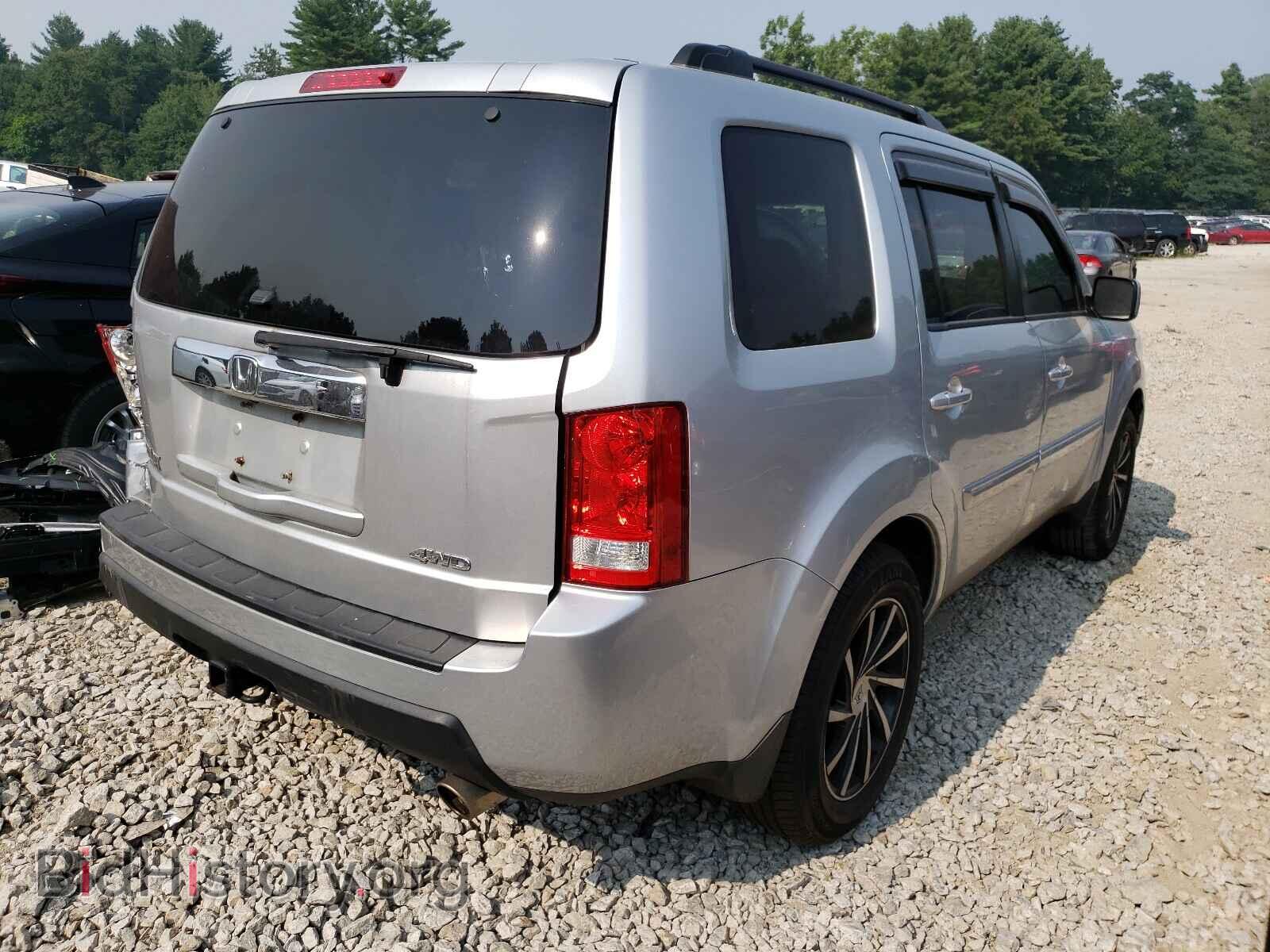 2011 HONDA PILOT - VIN: 5FNYF4H63BB062661 - Фото 4