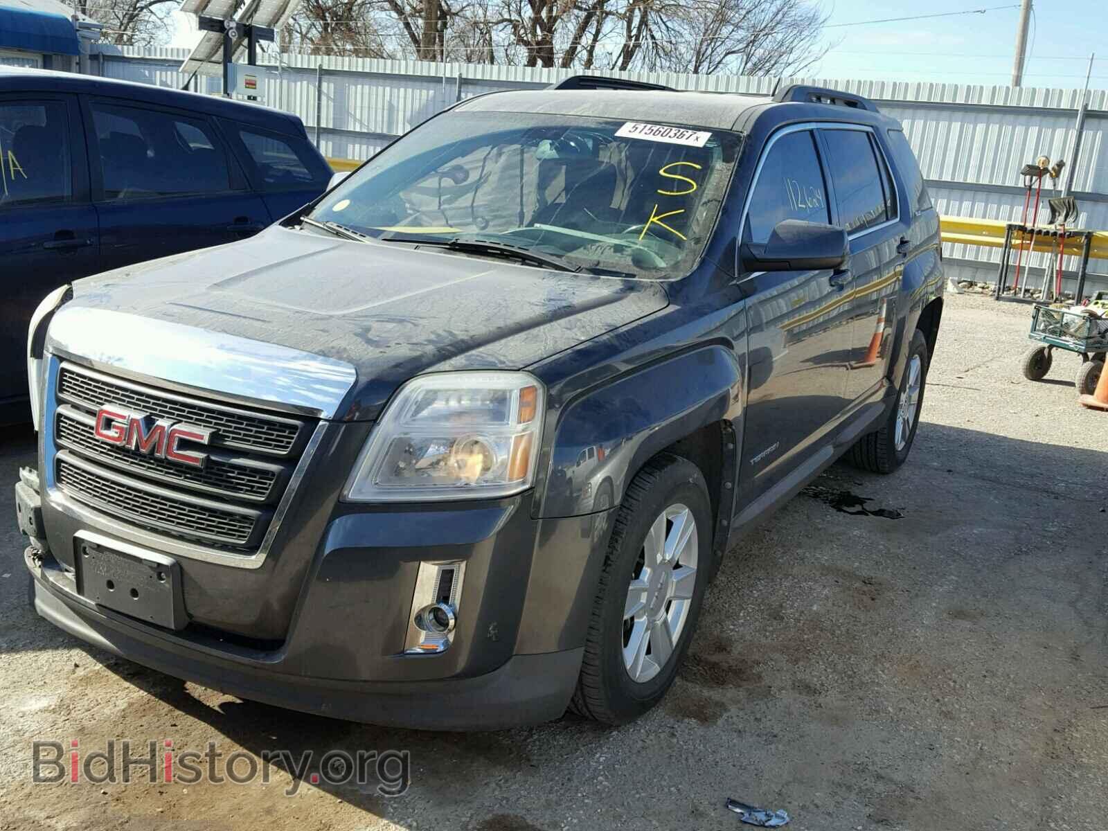 2010 GMC TERRAIN - VIN: 2CTFLEEW6A6389218 - Photo 2