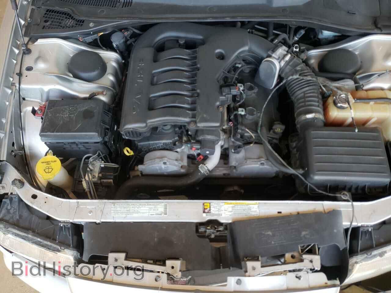 2010 CHRYSLER 300 - VIN: 2C3CA5CV2AH206632 - Фото 7