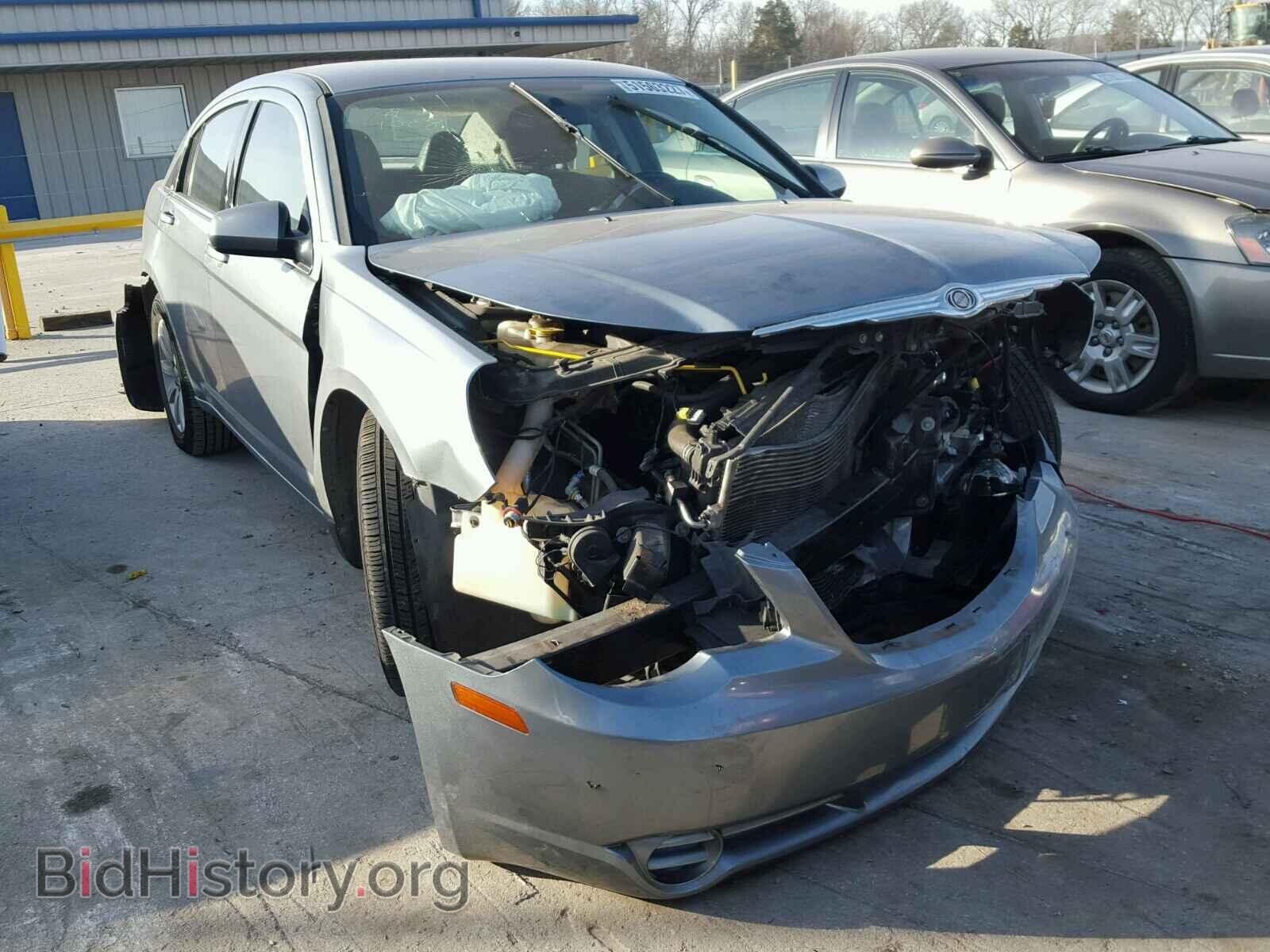 Photo 1C3CC5FB8AN228301 - CHRYSLER SEBRING 2010