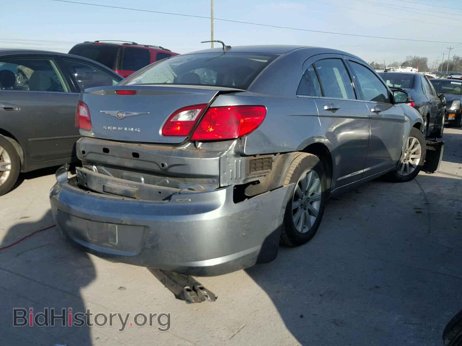 2010 CHRYSLER SEBRING - VIN: 1C3CC5FB8AN228301 - Фото 4