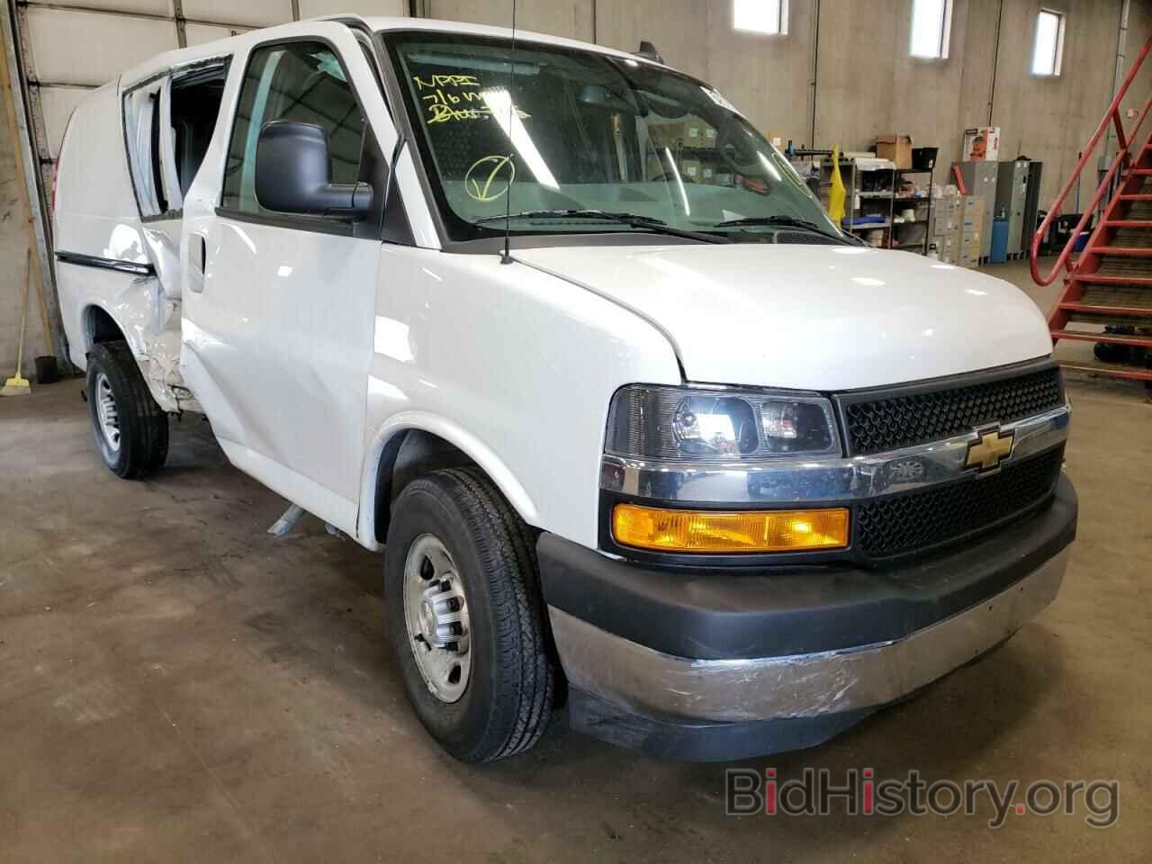 Фотография 1GCWGAFP1M1193310 - CHEVROLET EXPRESS 2021