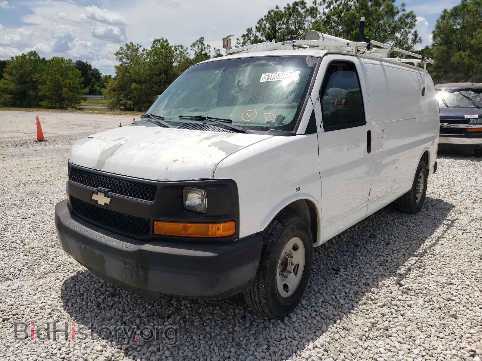 2012 CHEVROLET EXPRESS - VIN: 1GCWGFCB1C1125013 - Фото 2