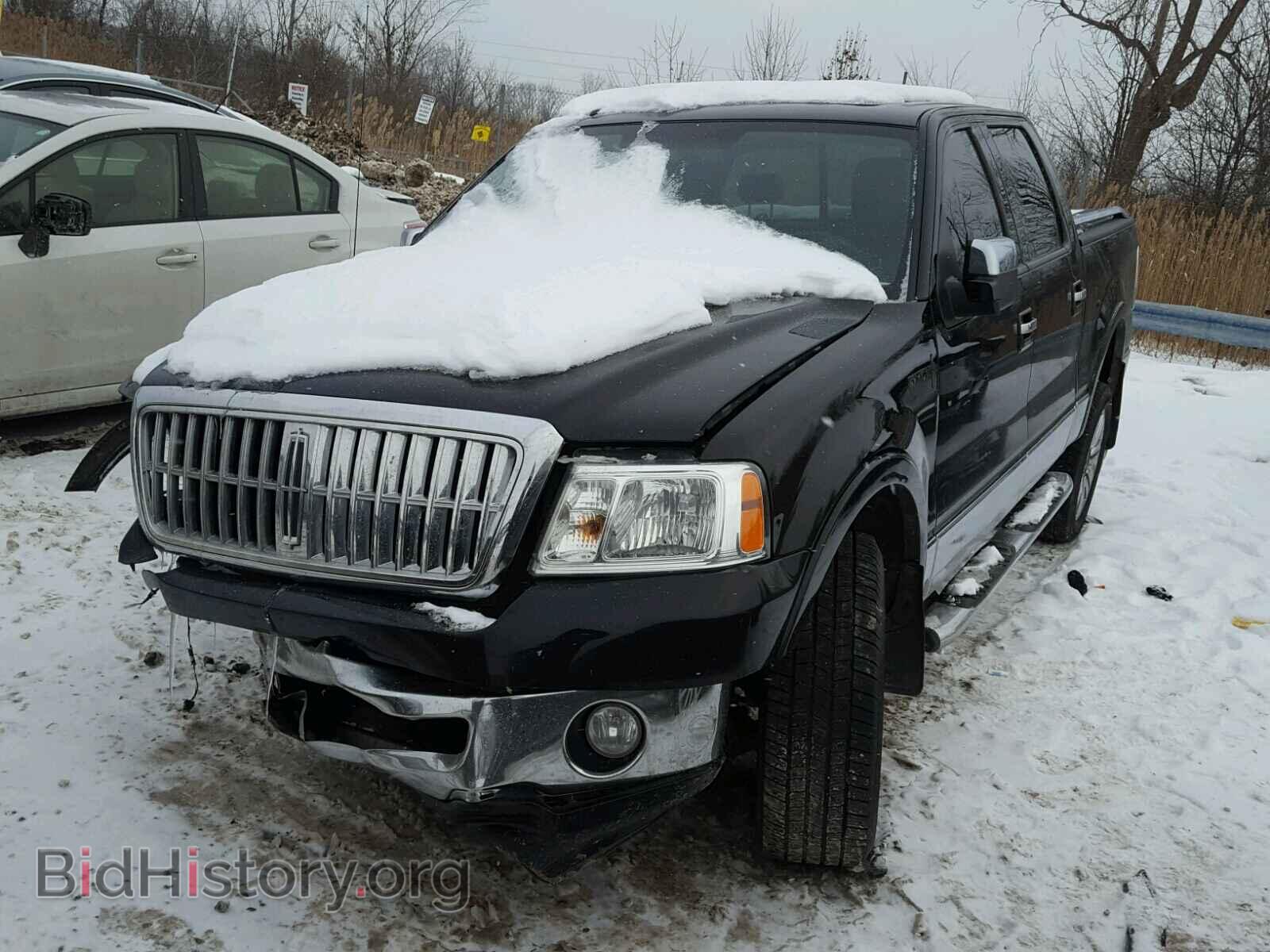 2007 LINCOLN MARK LT - VIN: 5LTPW18577FJ11670 - Фото 2