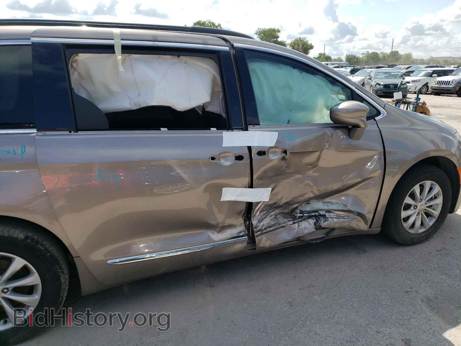2017 CHRYSLER PACIFICA - VIN: 2C4RC1BG8HR729170 - Photo 9