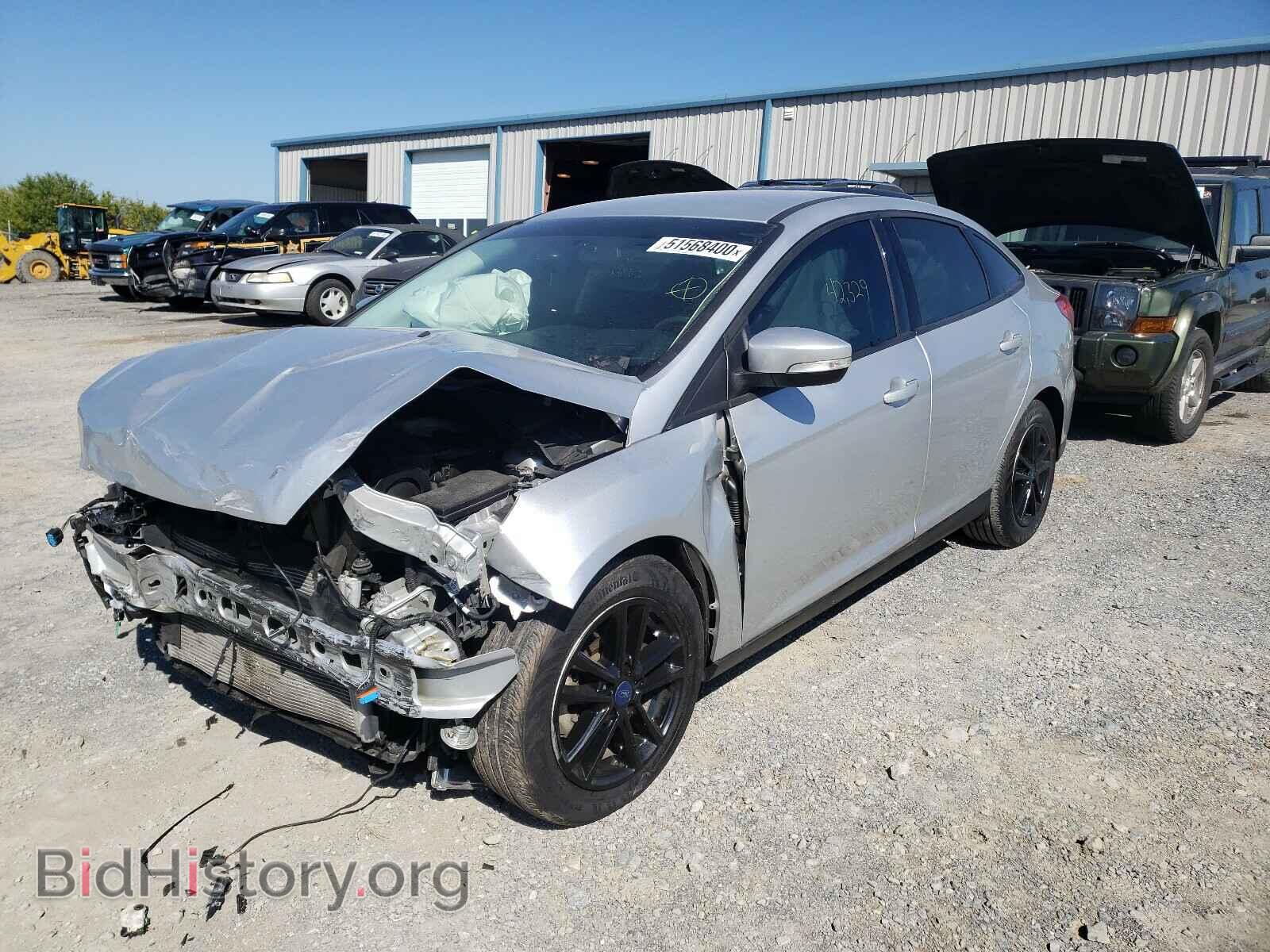2017 FORD FOCUS - VIN: 1FADP3F29HL318092 - Фото 2