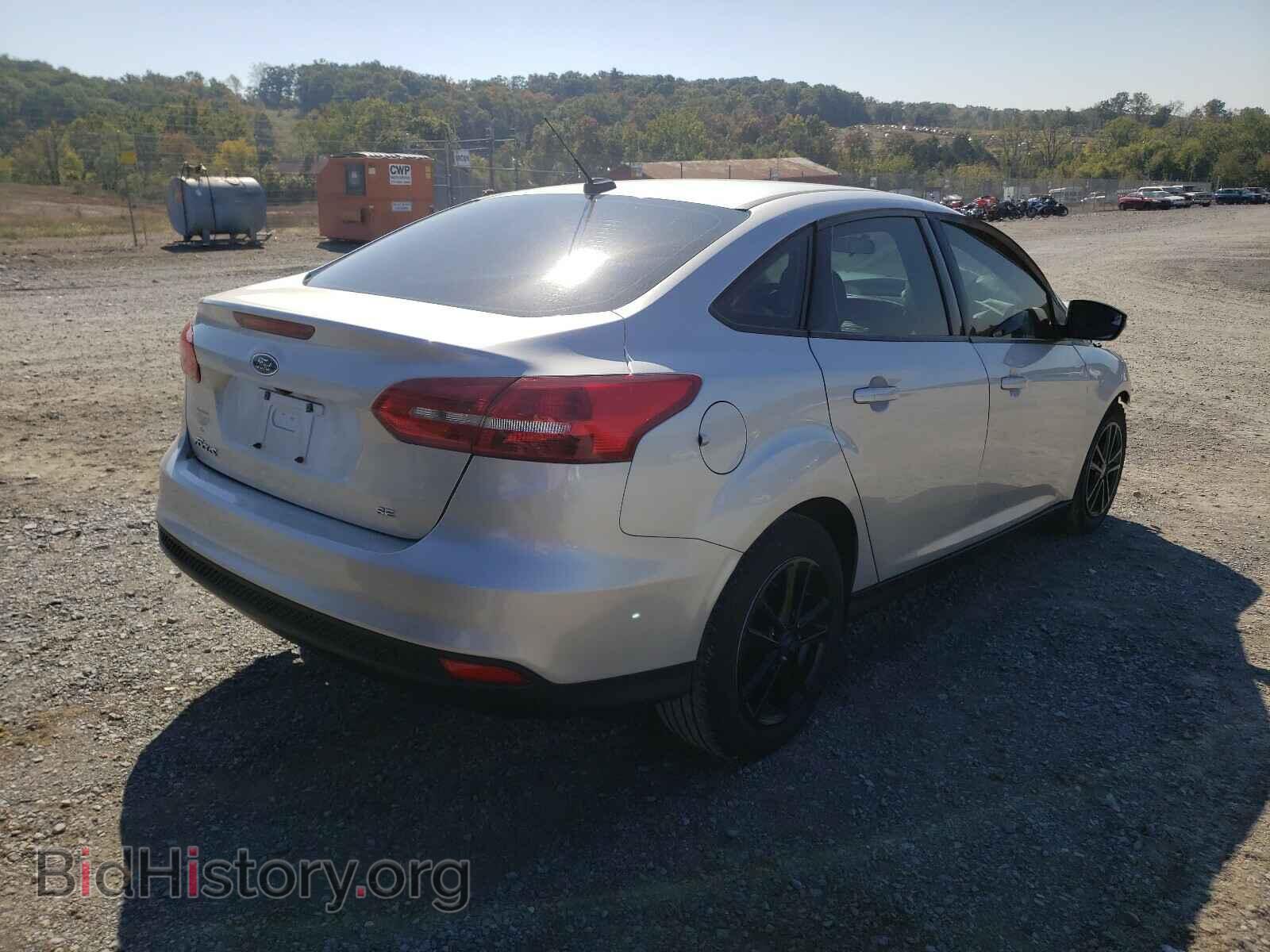 2017 FORD FOCUS - VIN: 1FADP3F29HL318092 - Фото 4