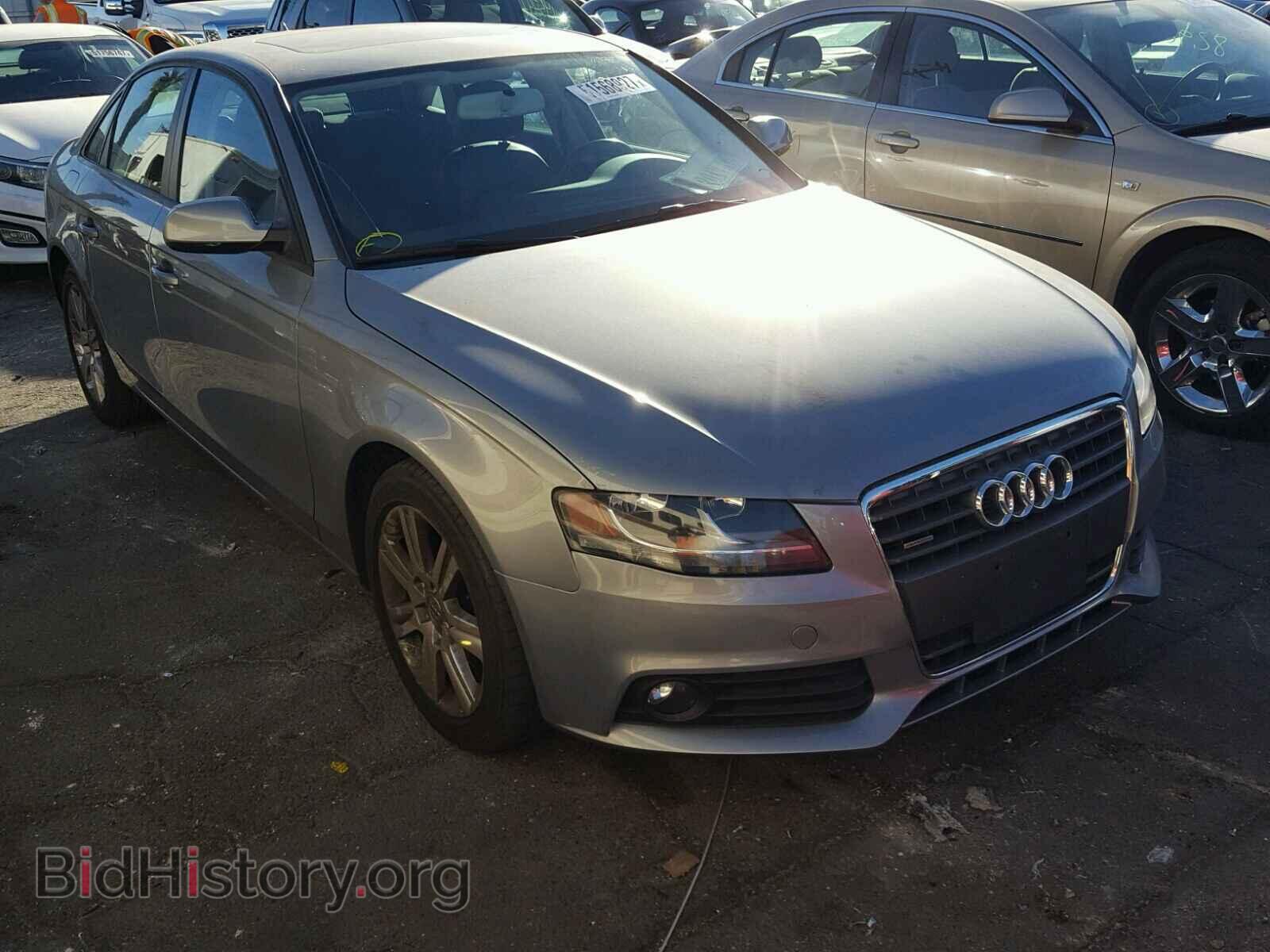 Фотография WAUBFAFL3AN017665 - AUDI A4 2010