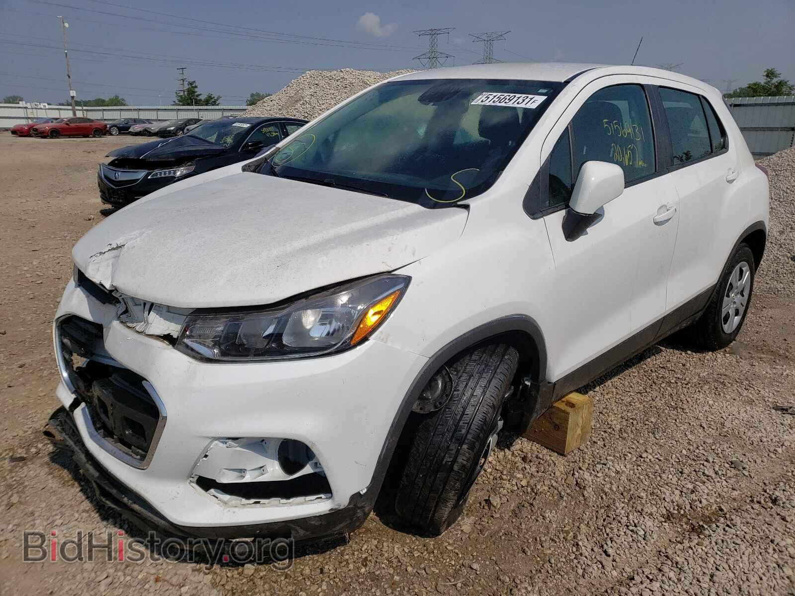 2017 CHEVROLET TRAX - VIN: 3GNCJKSB0HL247870 - Фото 2