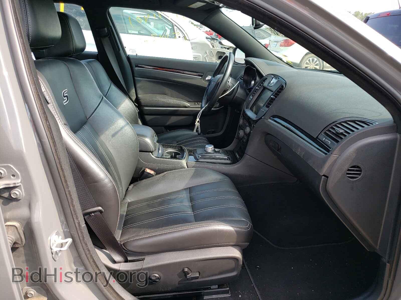 2019 CHRYSLER 300 - VIN: 2C3CCAGG7KH539716 - Фото 5