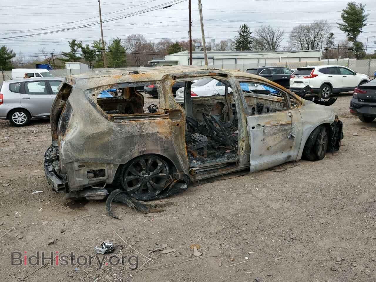 2017 CHRYSLER PACIFICA - VIN: 2C4RC1GG7HR655975 - Фото 3