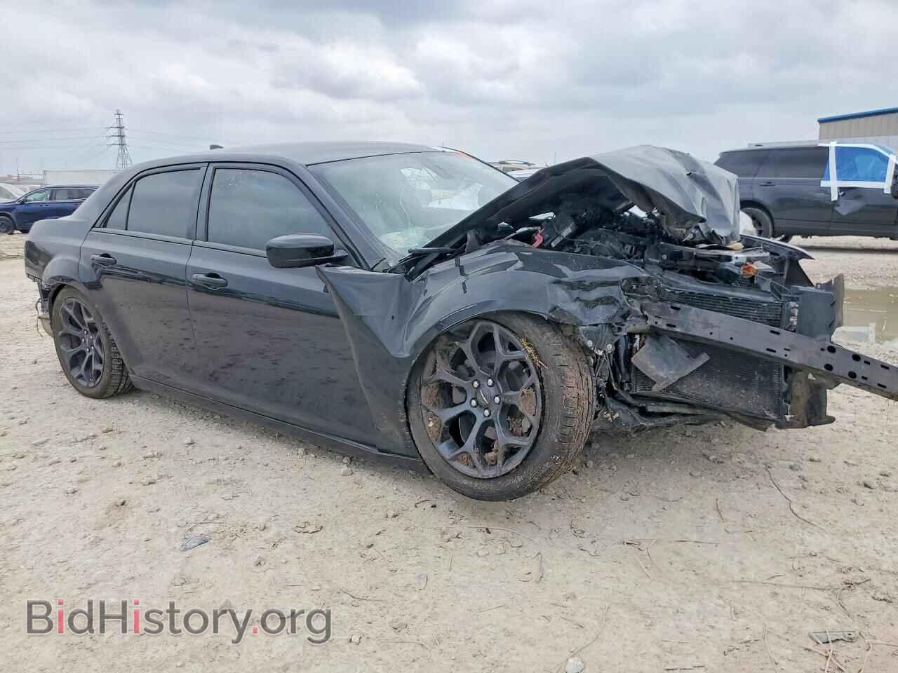 2019 CHRYSLER 300 - VIN: 2C3CCABG9KH515165 - Photo 4