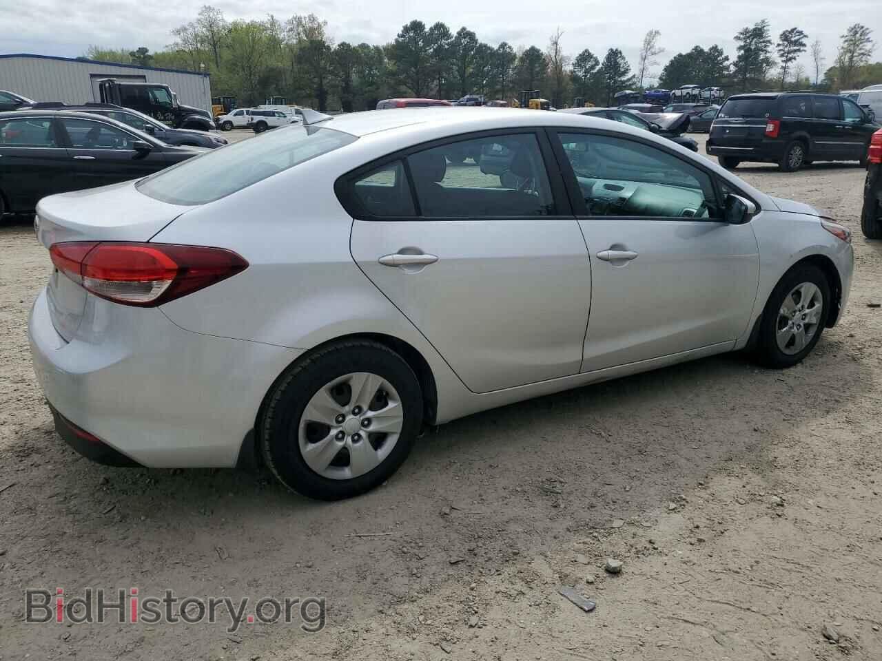2017 KIA FORTE - VIN: 3KPFK4A79HE027336 - Фото 3