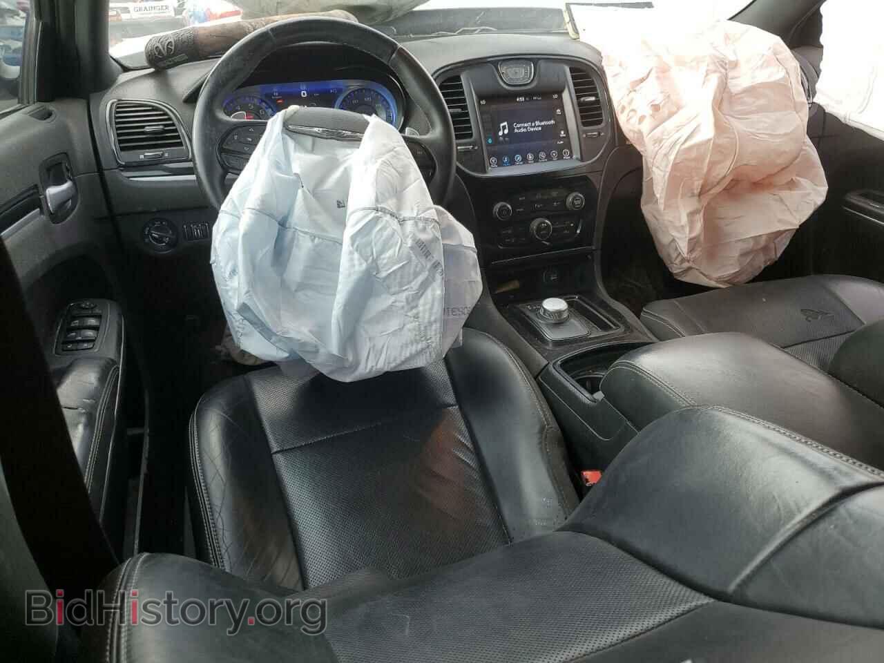 2017 CHRYSLER 300 - VIN: 2C3CCABG0HH516469 - Фото 8