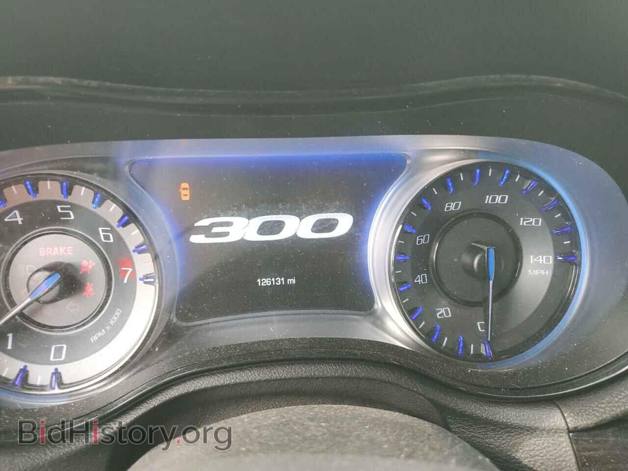 2017 CHRYSLER 300 - VIN: 2C3CCABG0HH516469 - Фото 9