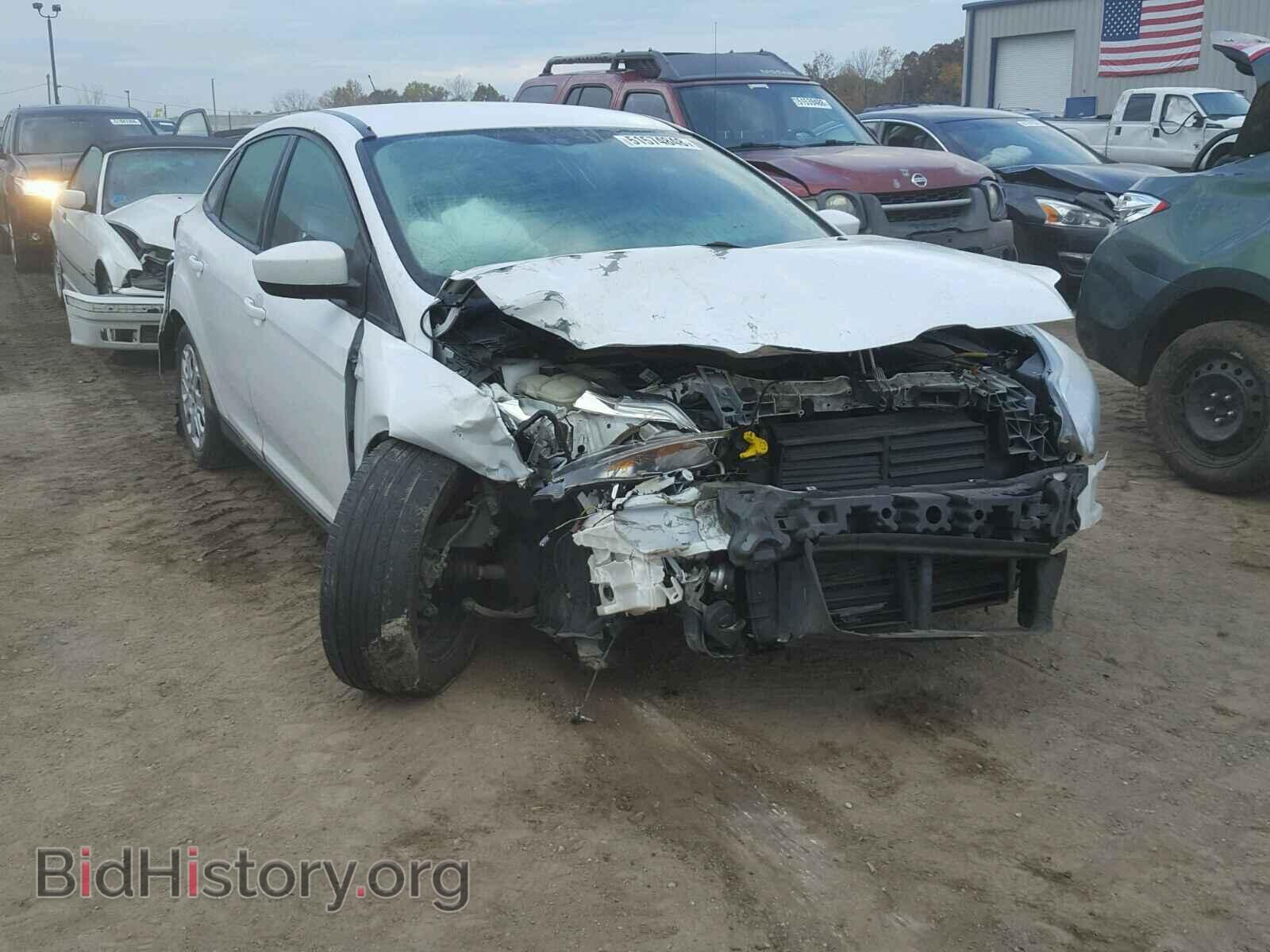 Photo 1FAHP3F20CL196149 - FORD FOCUS 2012