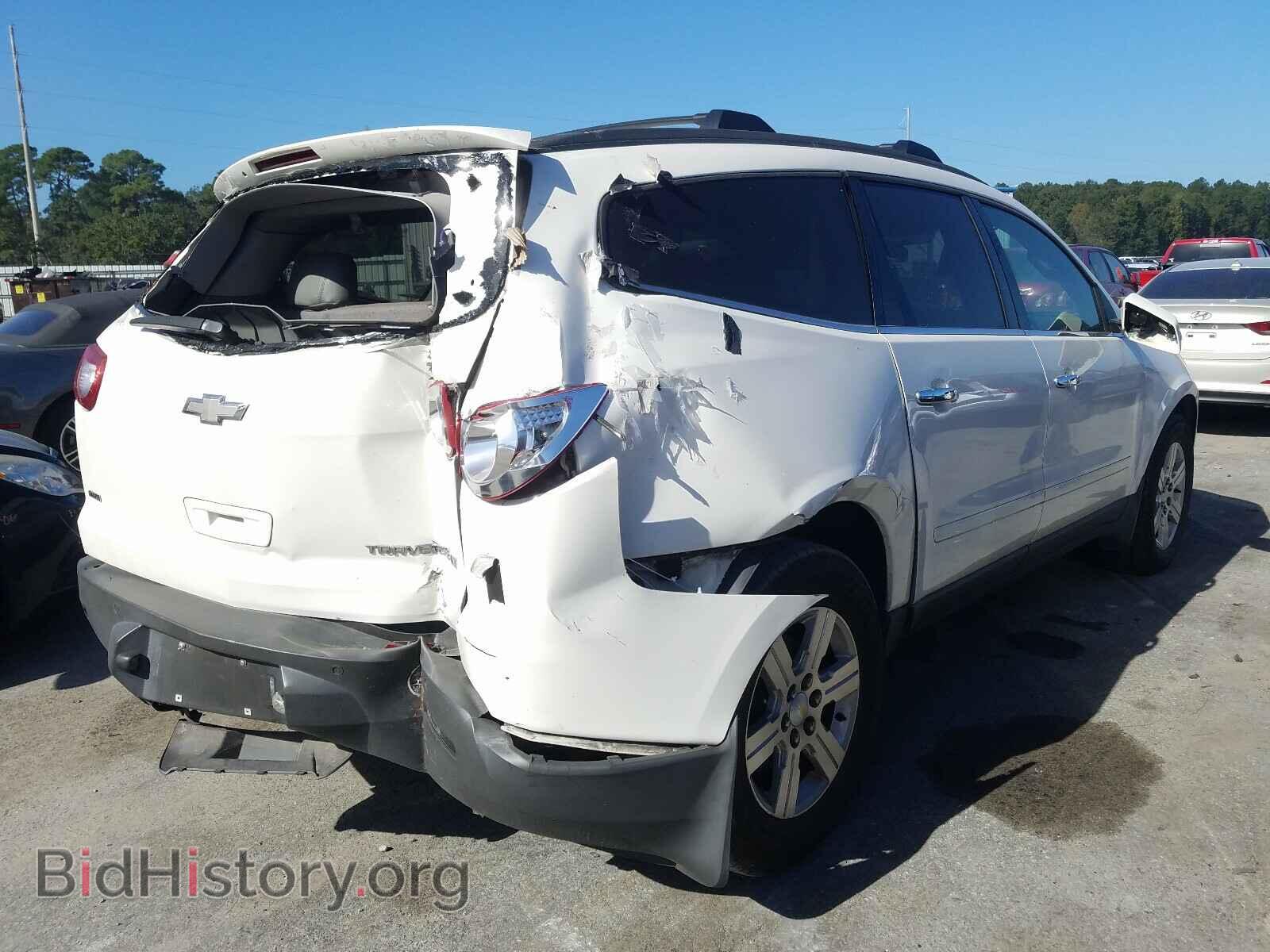 2010 CHEVROLET TRAVERSE - VIN: 1GNLVFED2AJ239727 - Фото 4