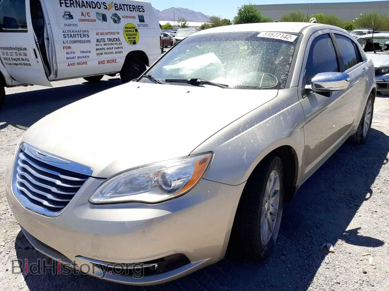 2013 CHRYSLER 200 - VIN: 1C3CCBCG4DN688834 - Photo 2