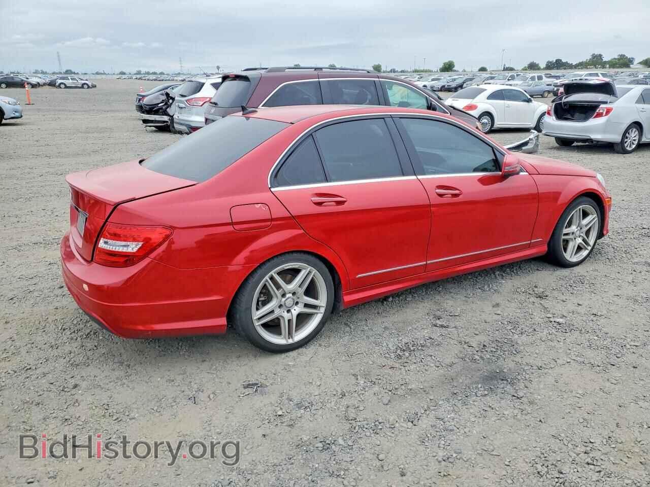 2014 MERCEDES-BENZ C-CLASS - VIN: WDDGF4HB3EA888003 - Фото 3