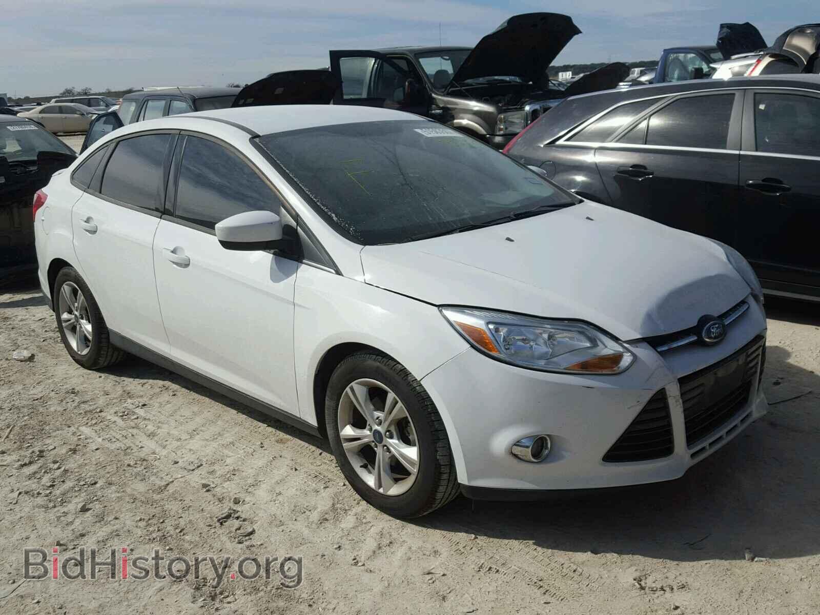Photo 1FAHP3F25CL381877 - FORD FOCUS 2012