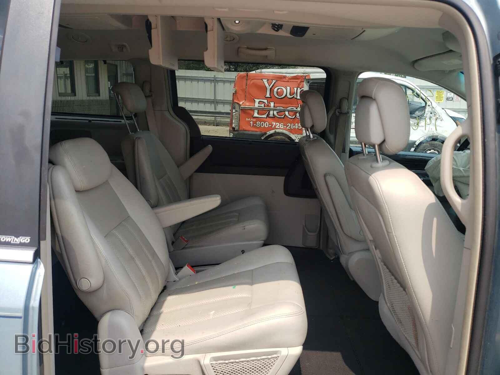 2010 CHRYSLER MINIVAN - VIN: 2A4RR5D10AR273891 - Фото 6
