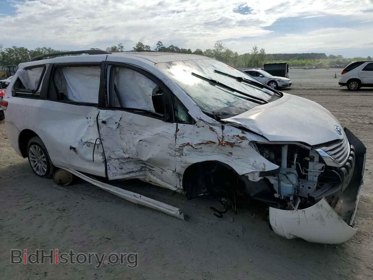 2011 TOYOTA All Models - VIN: 5TDYK3DC5BS097635 - Фото 4