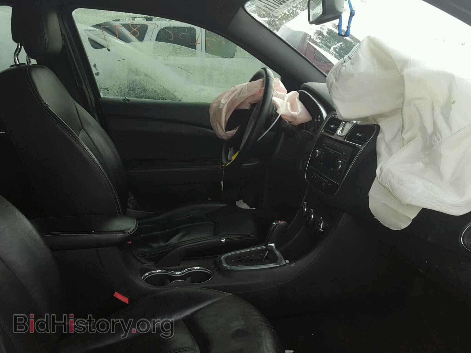 2013 CHRYSLER 200 - VIN: 1C3CCBCG6DN633530 - Фото 5