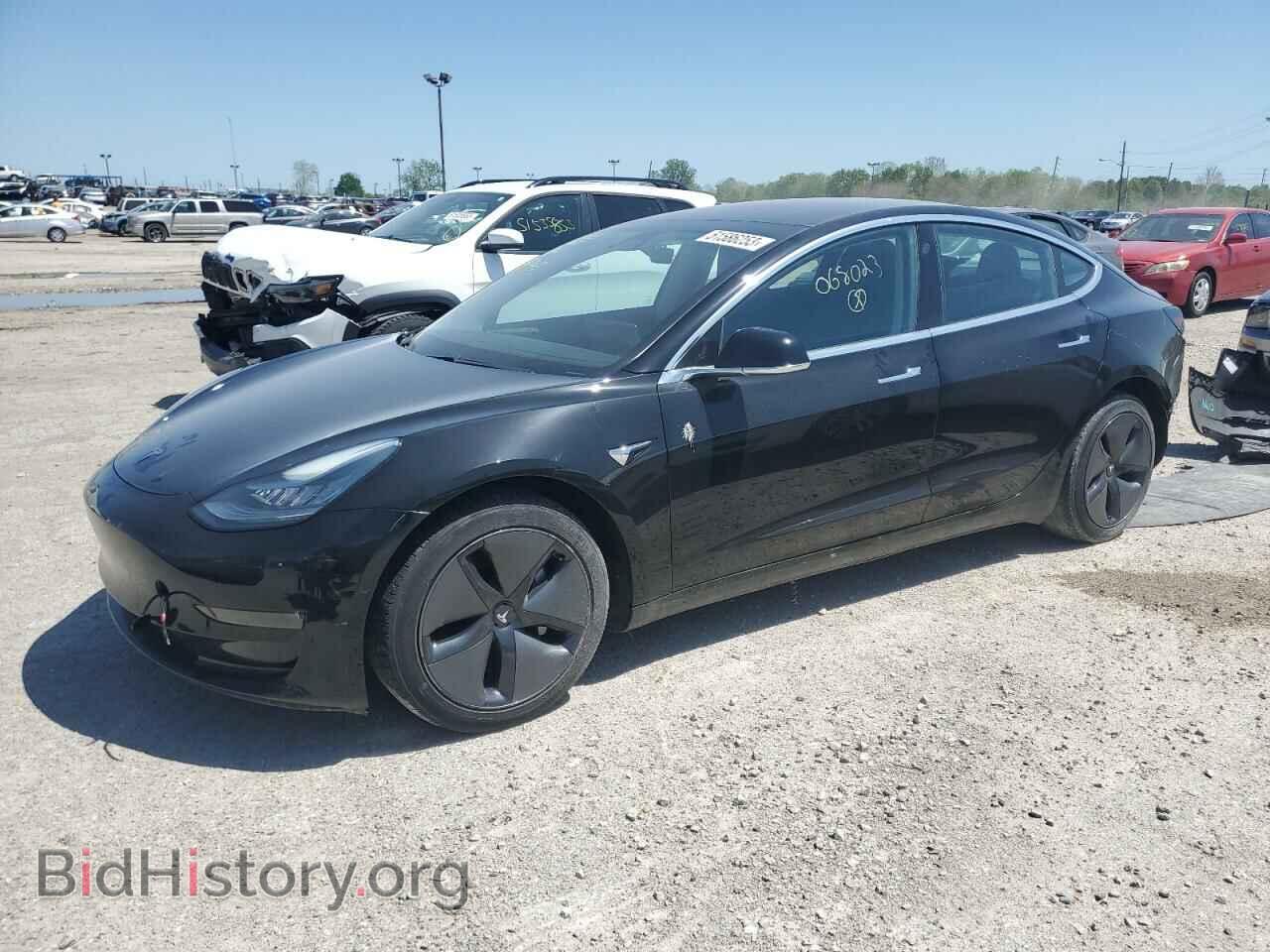 Фотография 5YJ3E1EB7JF068023 - TESLA MODEL 3 2018