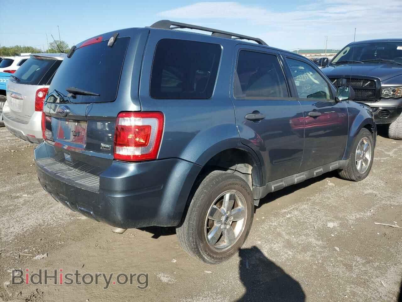 2010 FORD ESCAPE - VIN: 1FMCU0DG6AKD32857 - Фото 3
