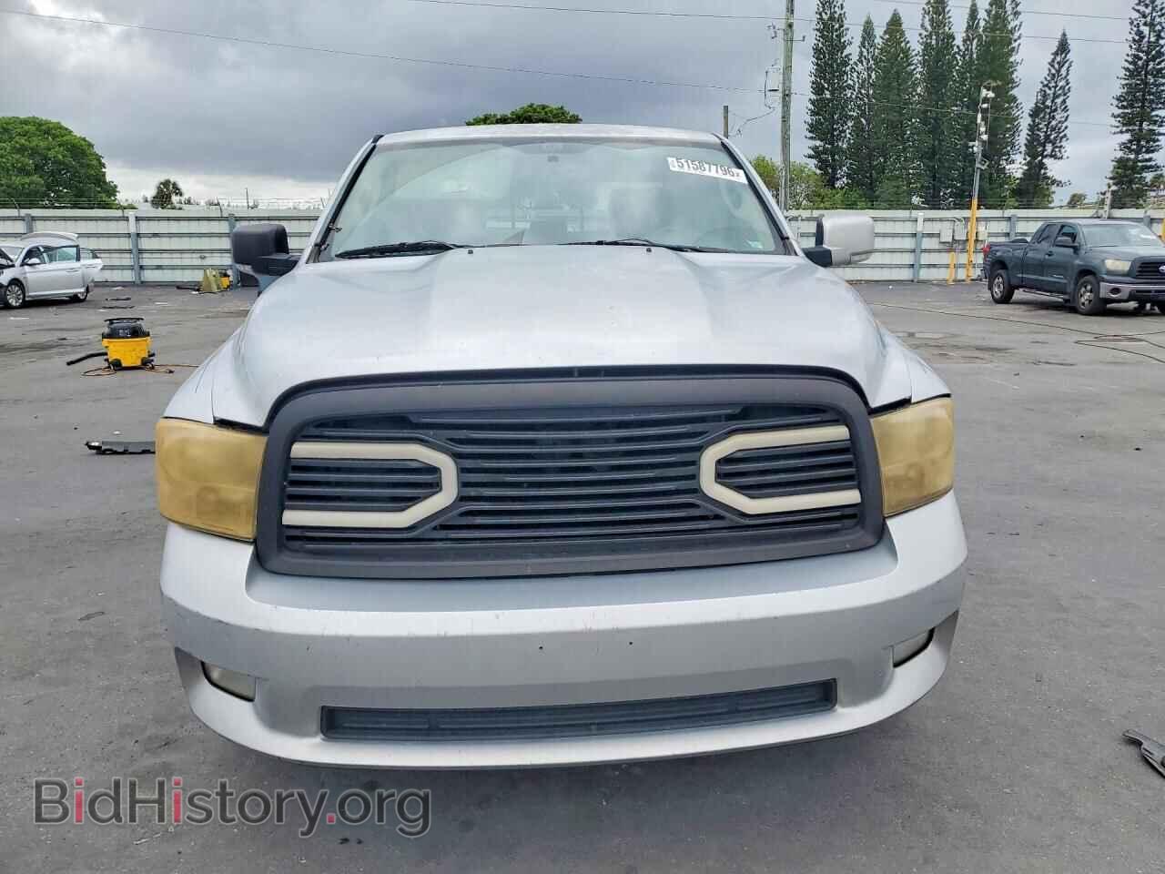 2011 DODGE RAM 1500 - VIN: 1D7RB1CT5BS596829 - Фото 5