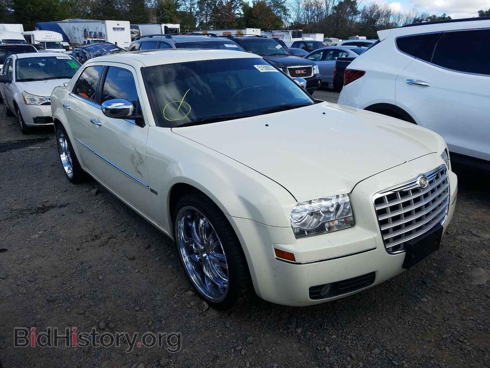 Photo 2C3CA5CV0AH297657 - CHRYSLER 300 2010